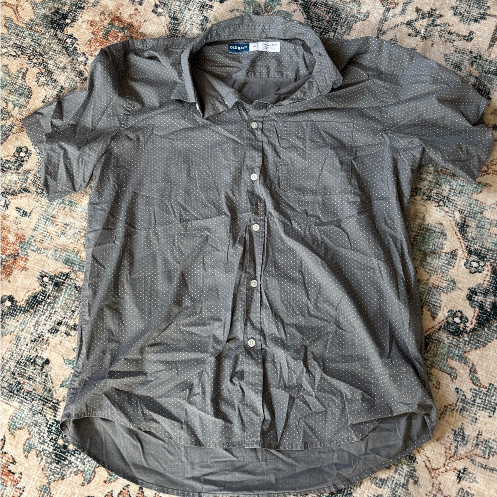 Old Navy Gray Casual Button Down Shirt